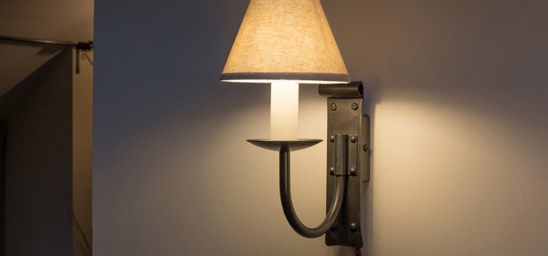 How to use wall lamp