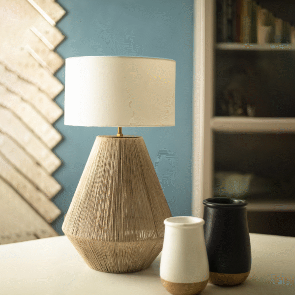 Reo - Table Lamp