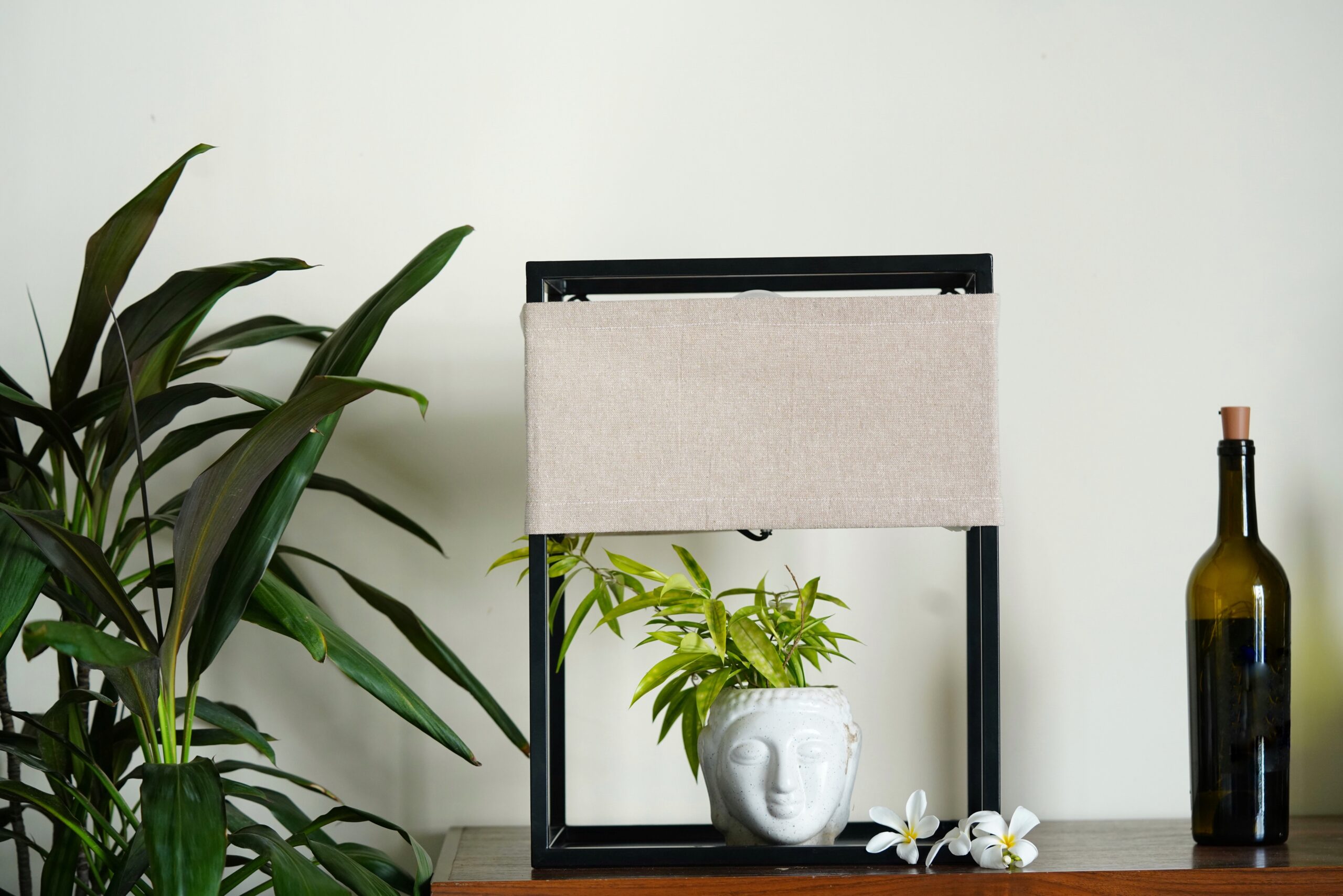 Auro – Multipurpose Lamp